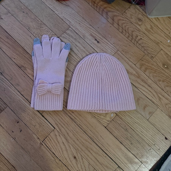 Kate Spade Light Pink English Rose Knit Hat and Gloves Set - BNWOT - Picture 2 of 7